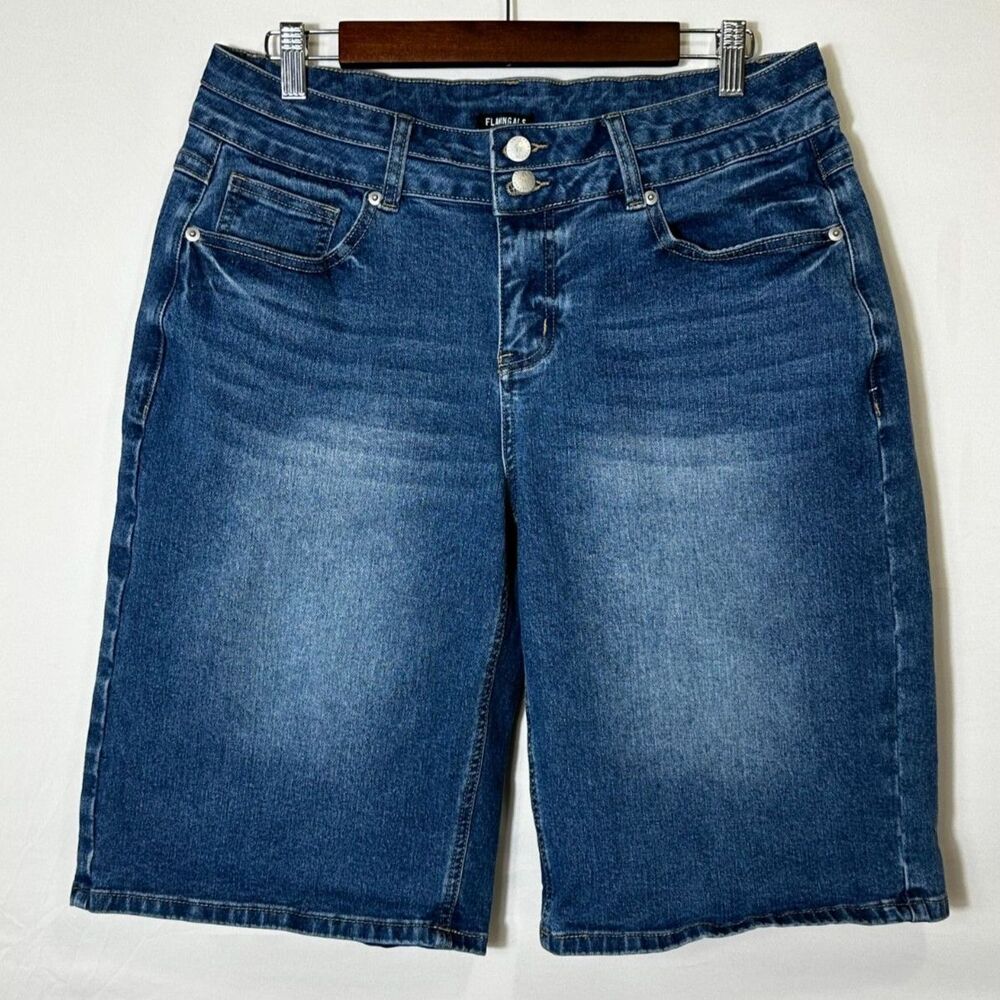 Flamingals Women's Mid-Rise Denim Bermuda Shorts Size XL Stretch 5-Pocket Design